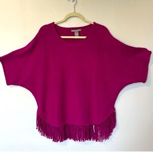 Women's ❤️Magenta ❤️ Gorgeous Sweater Short Sleeve ❤️with Fringe❤️❤️❤️❤️